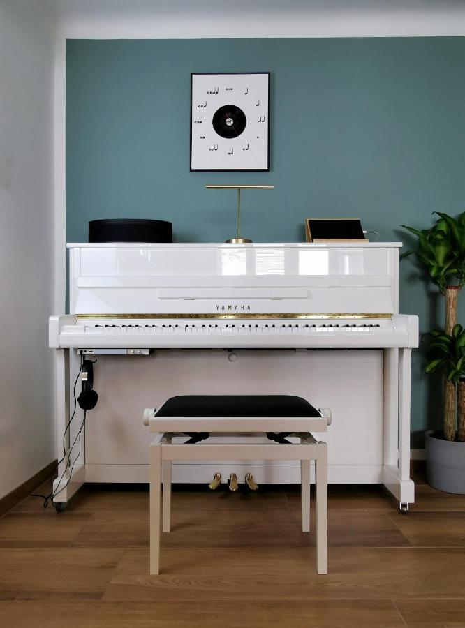 Neues City Center Piano Appartement Mit Netflix 클라겐푸르트 외부 사진