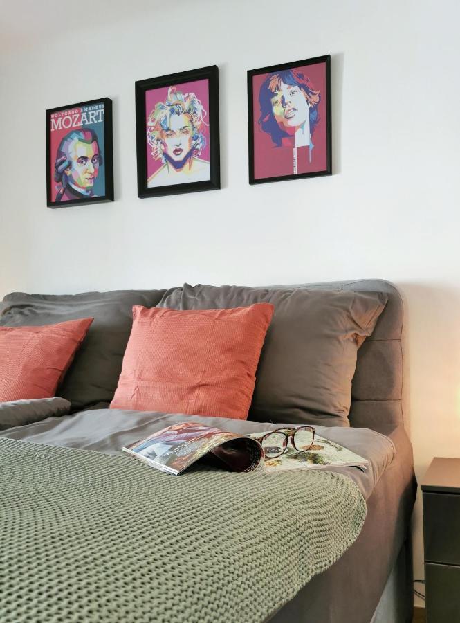 Neues City Center Piano Appartement Mit Netflix 클라겐푸르트 외부 사진